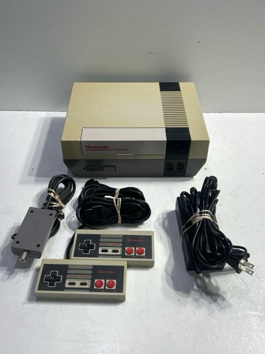 Nintendo model nes 001 - model, console