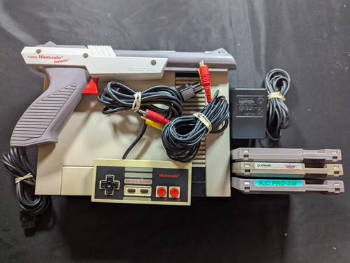 Nintendo nes console bundle - nintendo,
